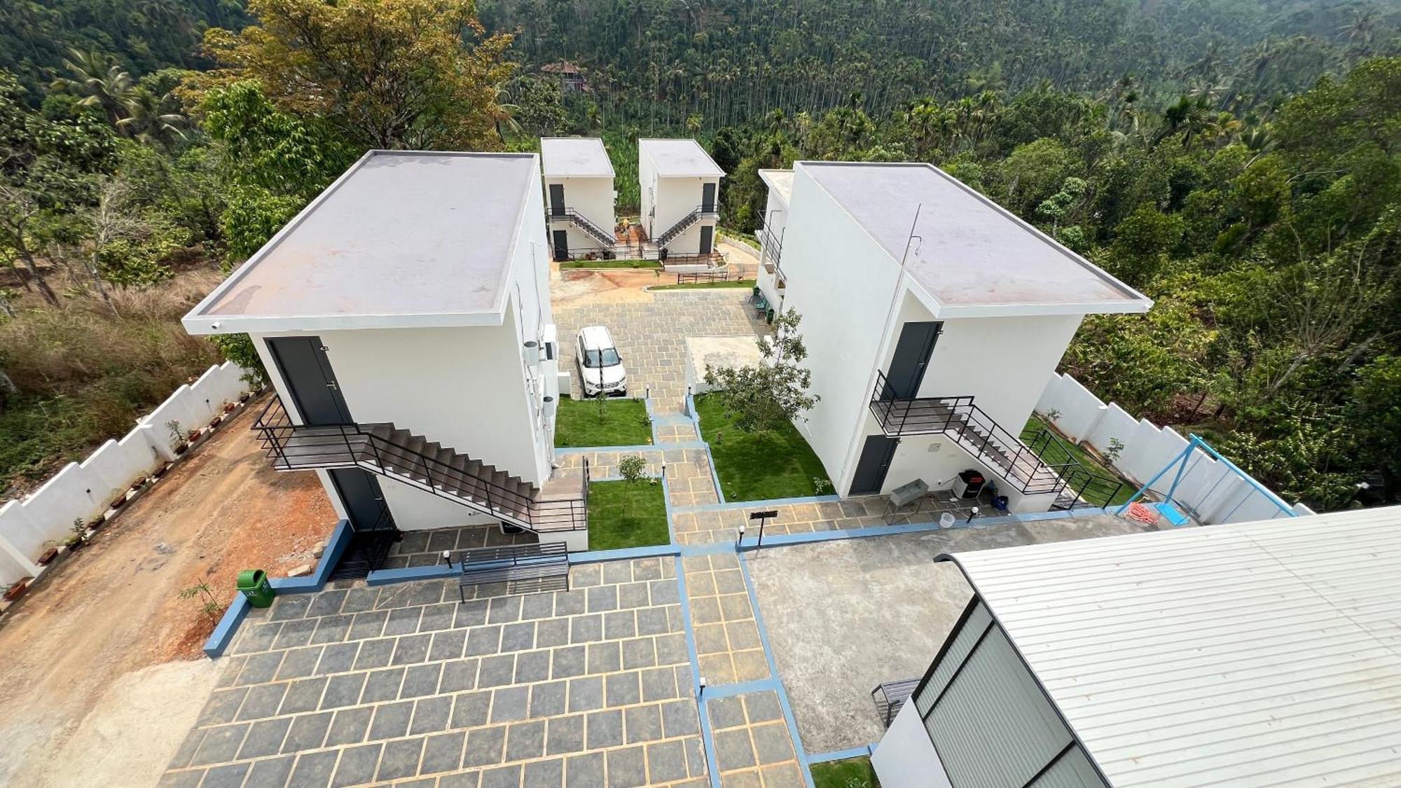Aura Safari Hotel Vaduvanchal Luaran gambar