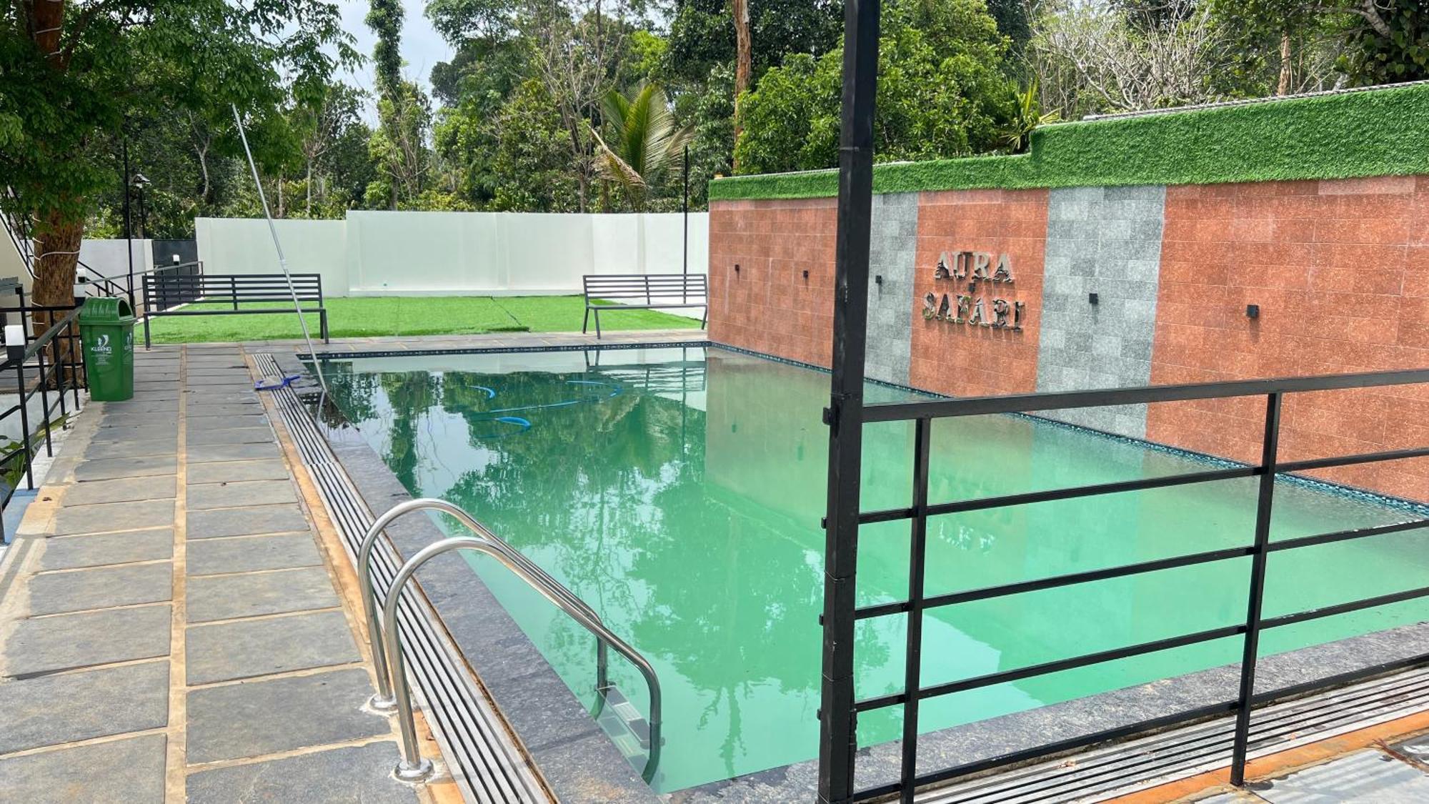 Aura Safari Hotel Vaduvanchal Luaran gambar